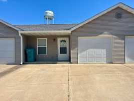 featured image of 127 123, 125, 127 Wiese Parkway