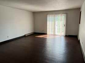 330 29th Street Dr SE - Photo 1 of 1