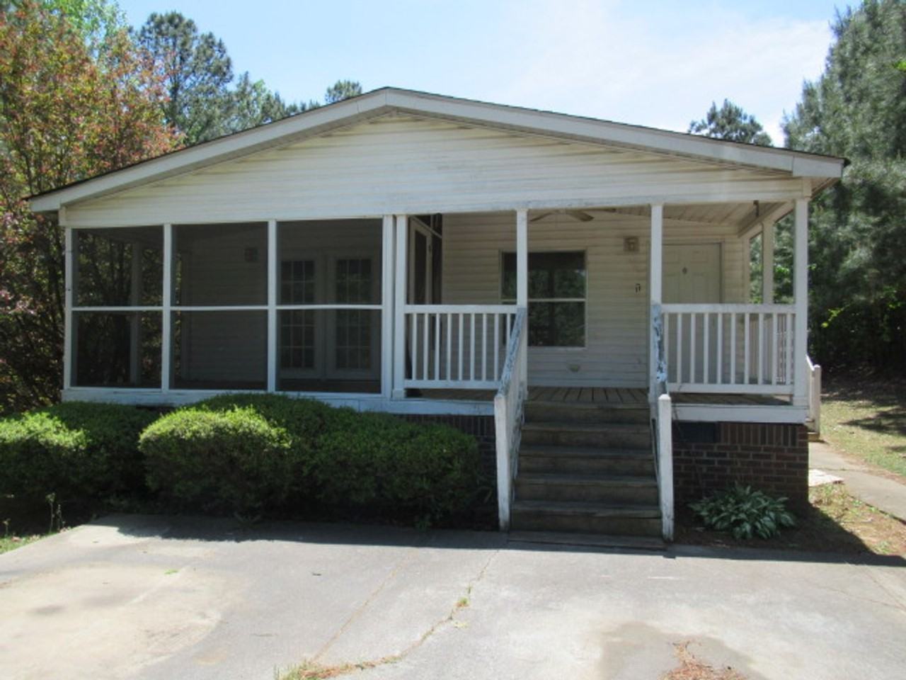 406 Crystal Dr - Photo 2 of 33