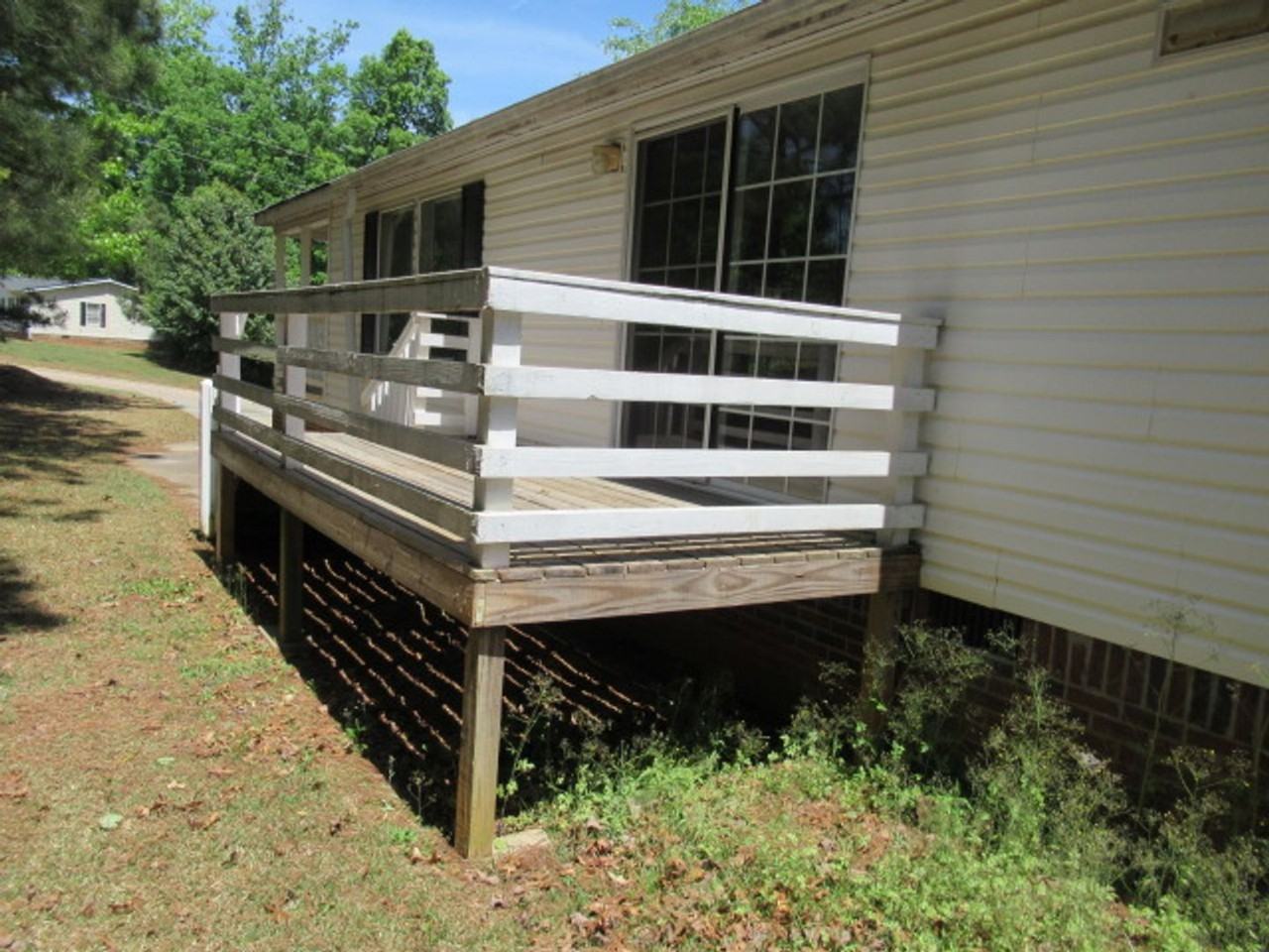 406 Crystal Dr - Photo 6 of 33