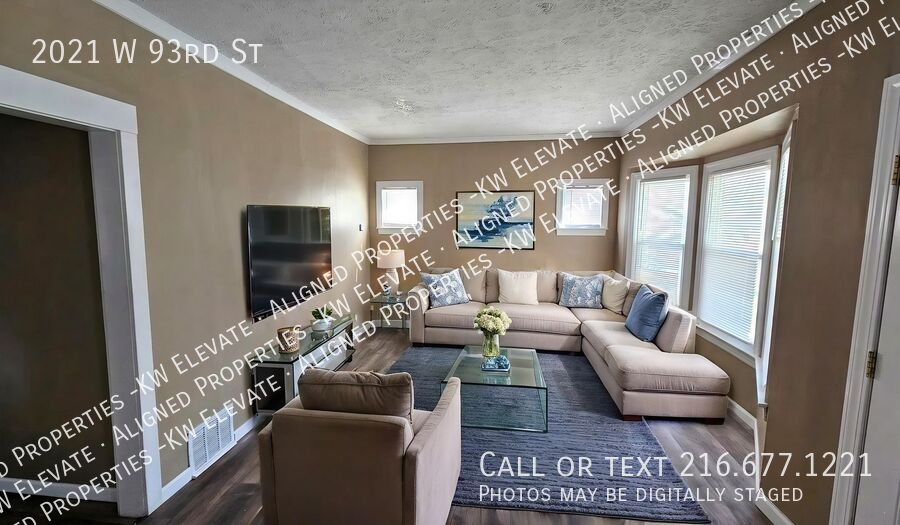 2021 W 93rd St - Photo 4 of 29