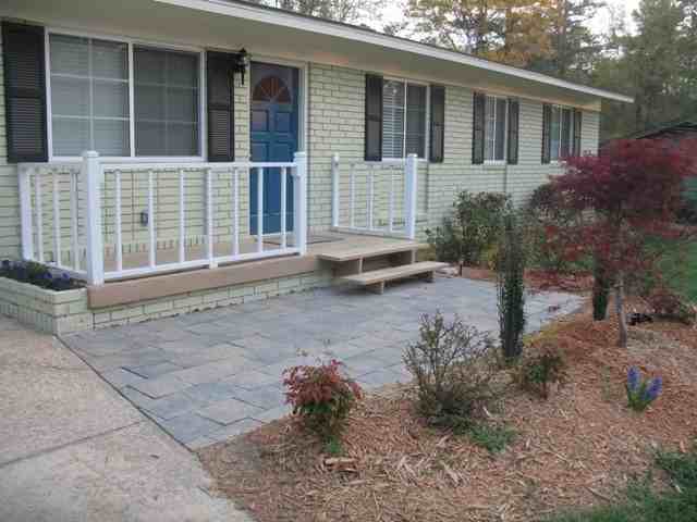 255 Ferncliff Dr - Photo 2 of 15