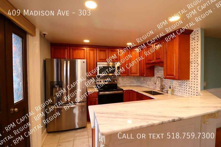 409 Madison Ave #303 - Photo 2 of 12