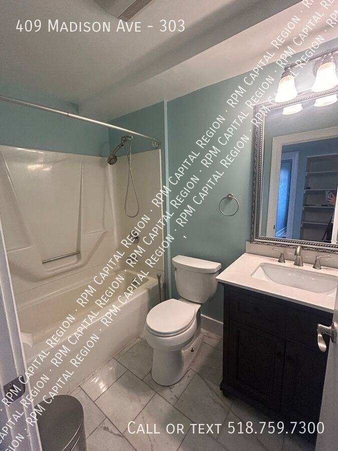 409 Madison Ave #303 - Photo 4 of 12