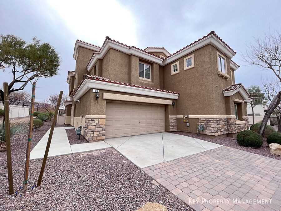 1110 Tropical Star Ln #103