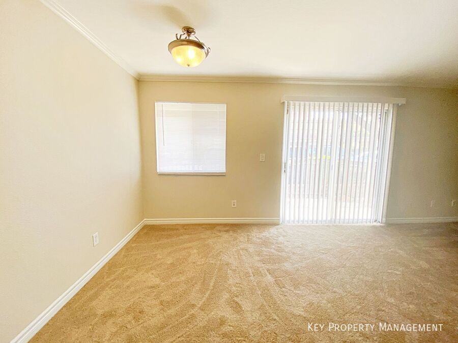 4431 Alexis Dr #423 - Photo 4 of 19