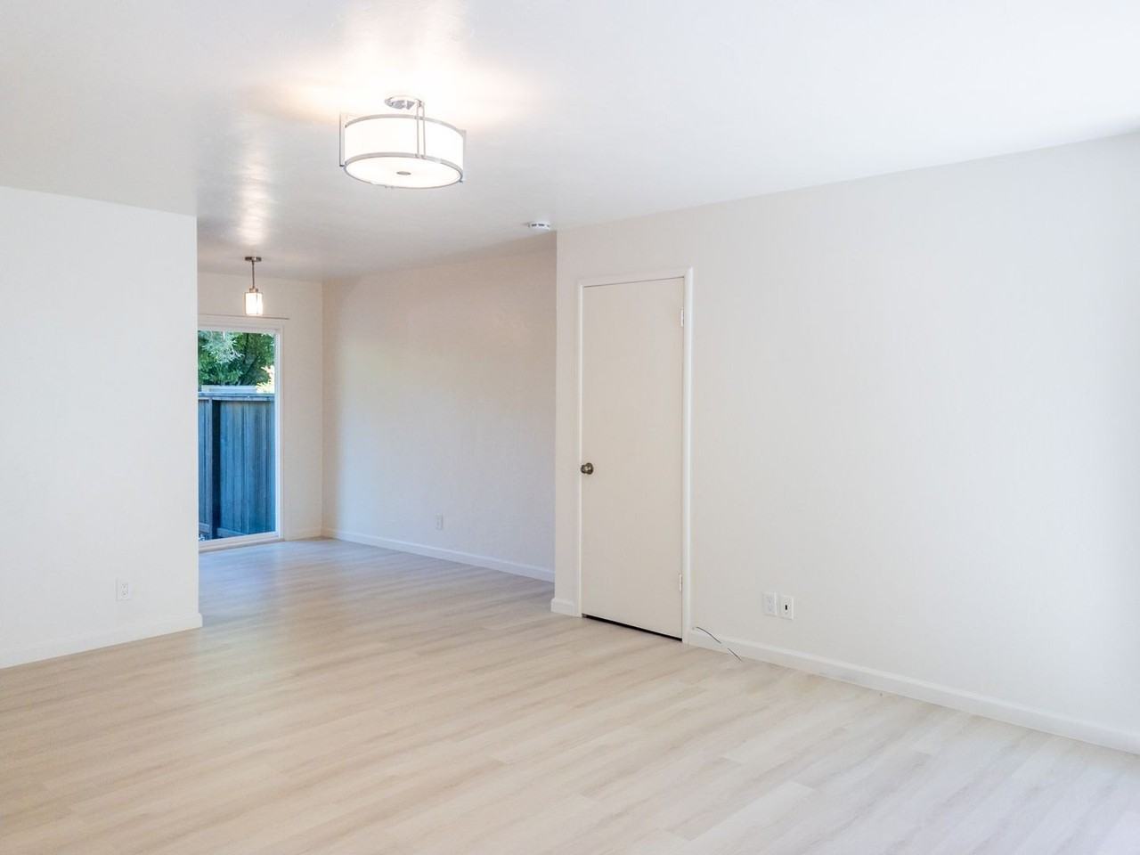 10 Park Ave #02 - Photo 6 of 24