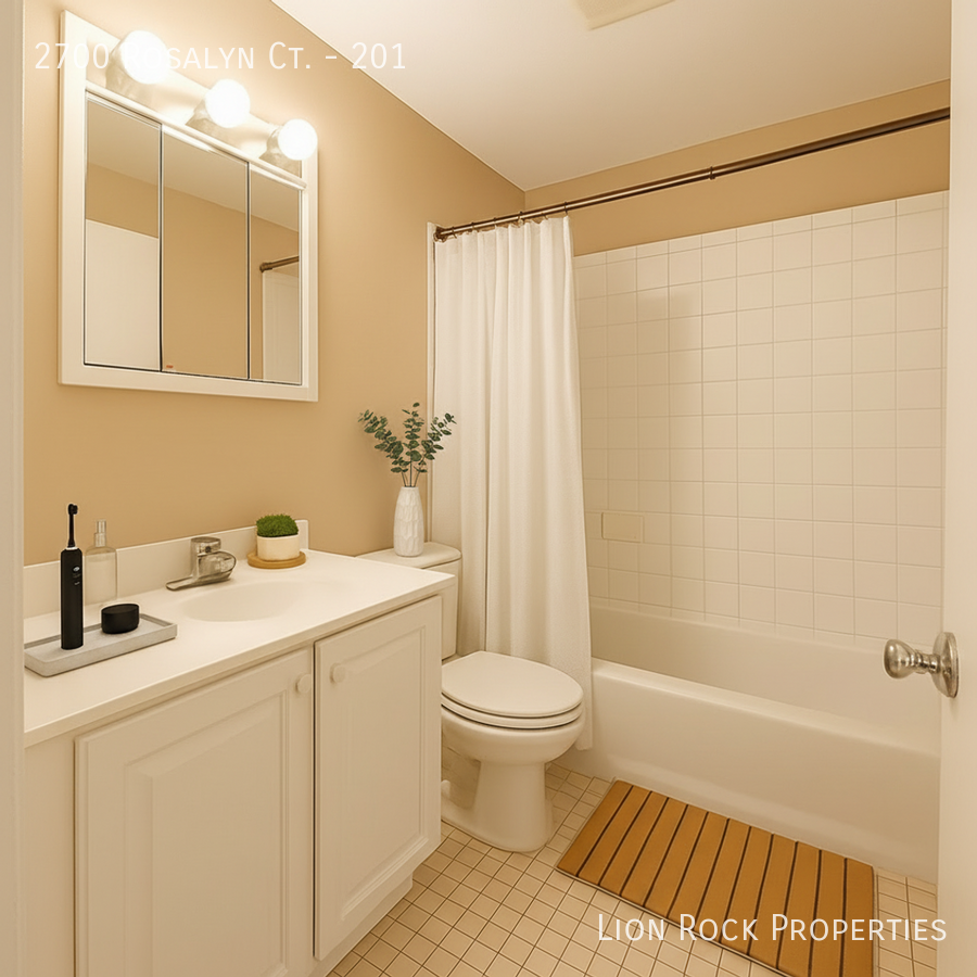 2700 Rosalyn Ct #201 - Photo 4 of 7