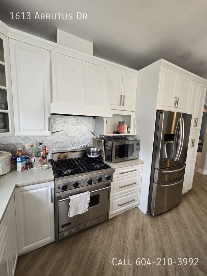 1613 Arbutus Dr - Photo 3 of 16