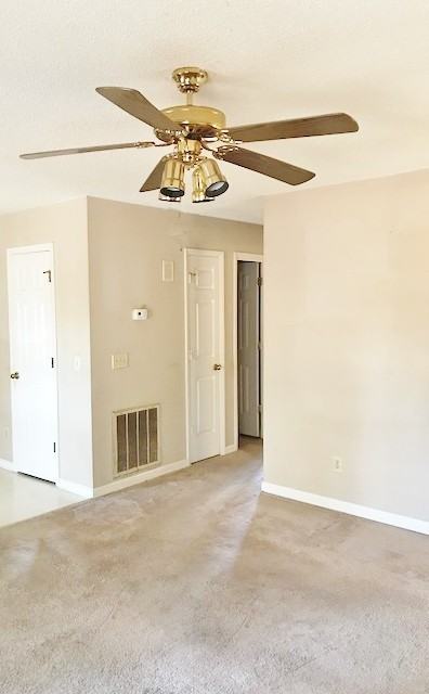 1006 S 10th St - Photo 4 of 18