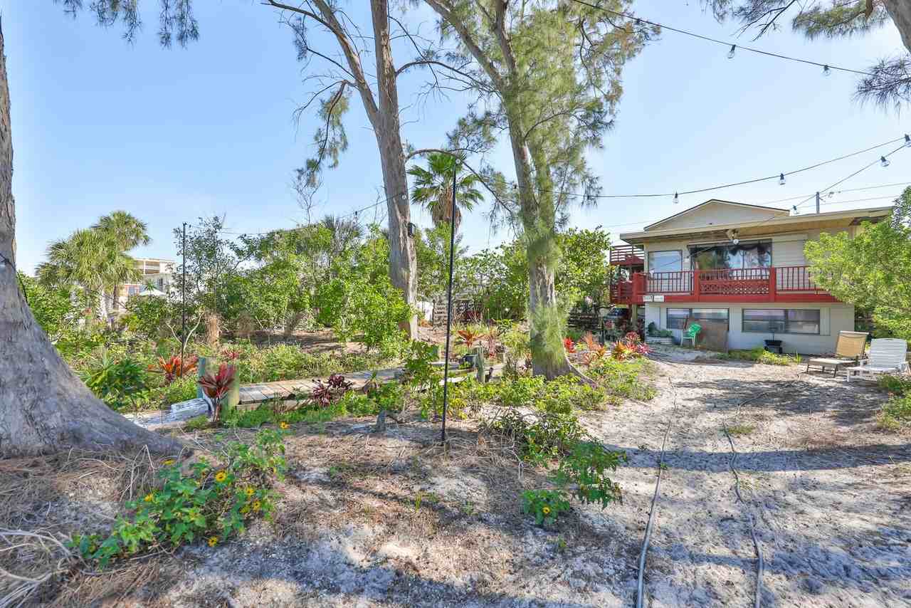 10220 Gulf Blvd #1 - Photo 3 of 41