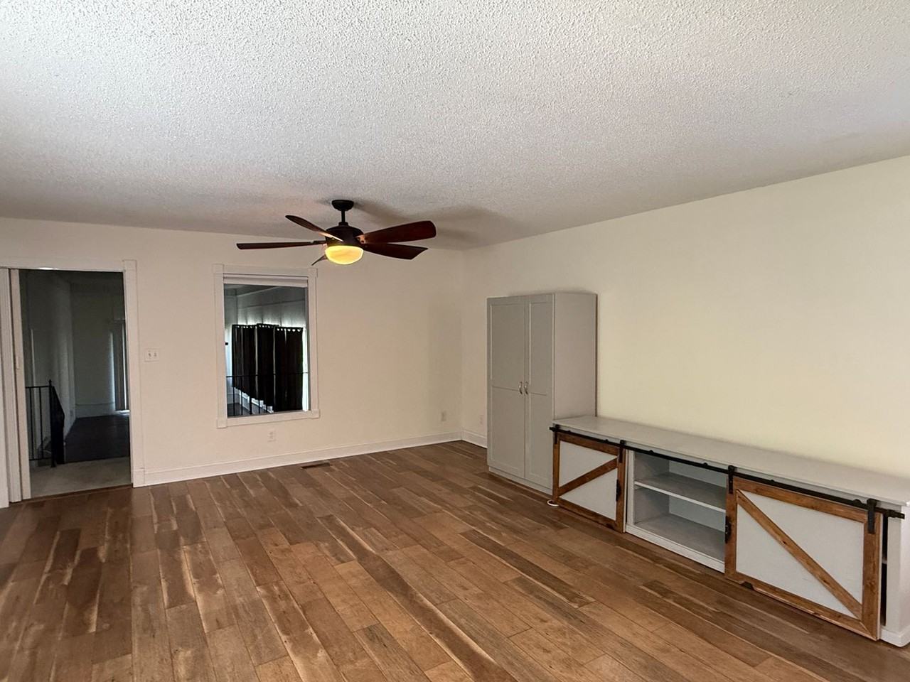330 Ferrell Ave - Photo 2 of 13