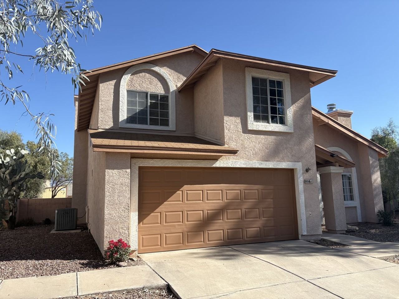 8061 8061 E. Calle Navarrete - R881 #R881 - Photo 2 of 32