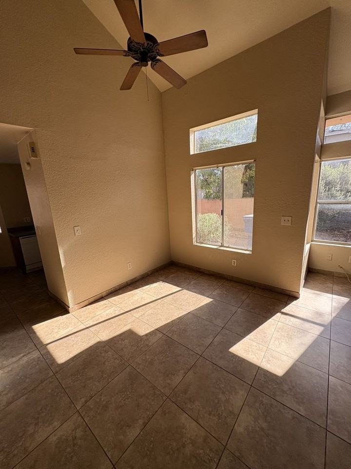 8061 8061 E. Calle Navarrete - R881 #R881 - Photo 6 of 32