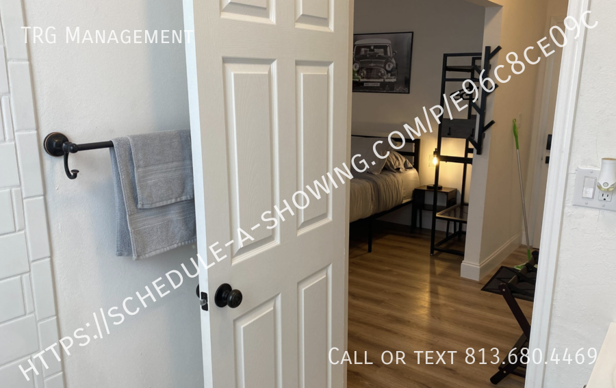 911 E 23rd Ave #9 - Photo 6 of 15