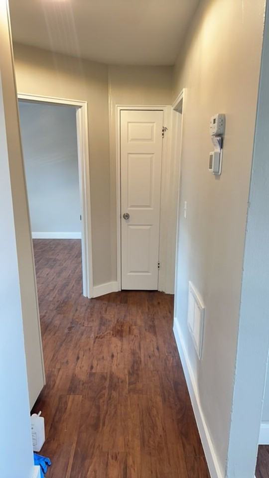 739 Shull St Apt B - Photo 4 of 7