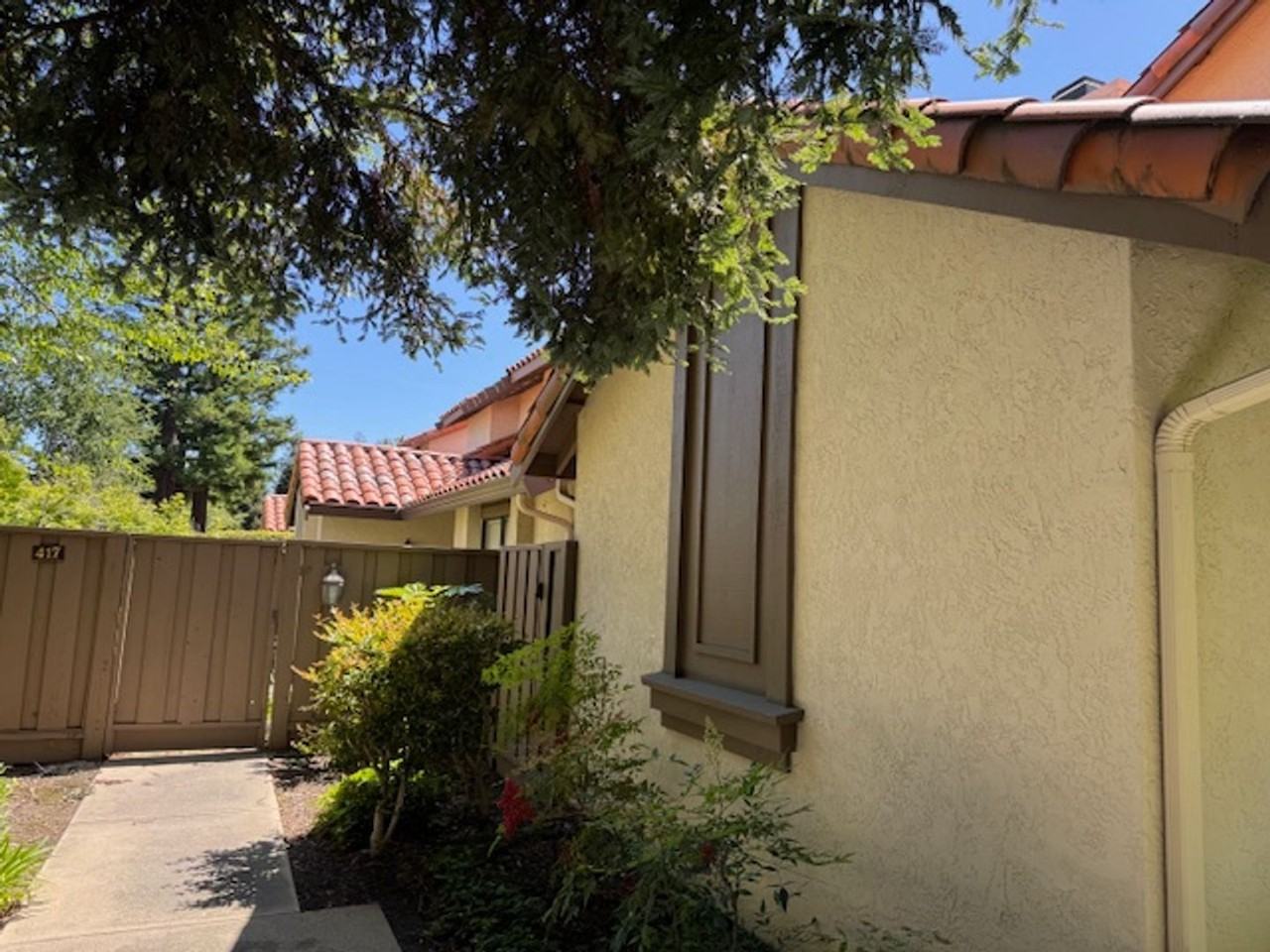 417 Pimlico Dr - Photo 3 of 29