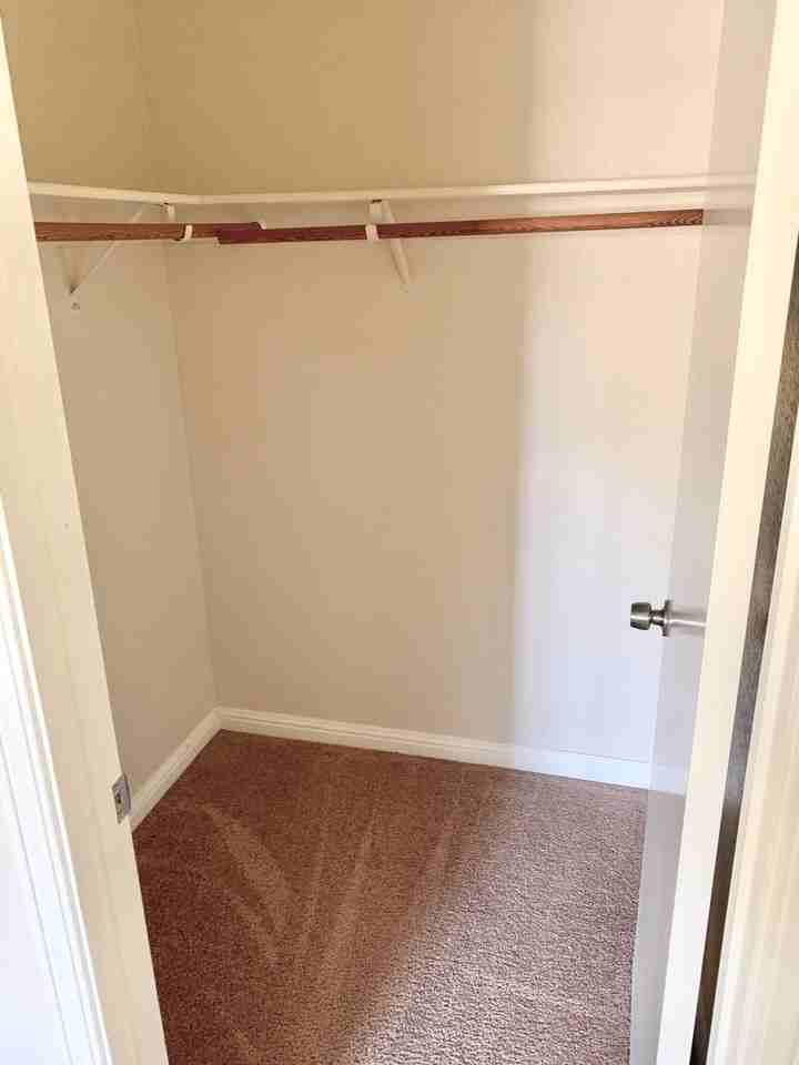 156 Tuscany Pl - Photo 5 of 6