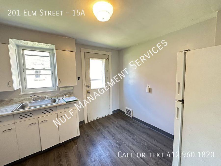201 Elm St #15A - Photo 3 of 10