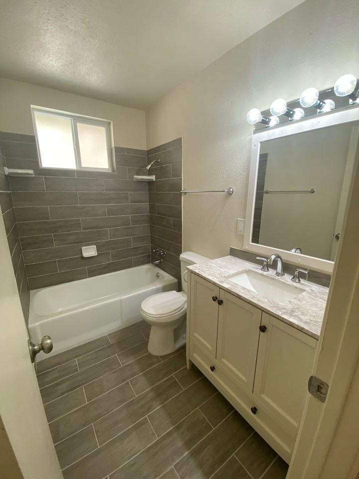 1934 Miami Ave - Photo 7 of 15