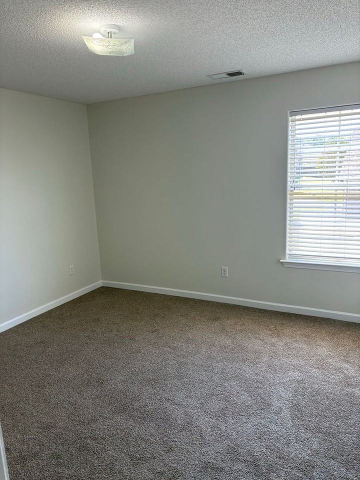 1057 Kentshire Cv - Photo 7 of 17