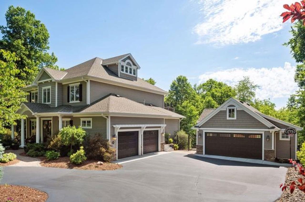 3632 Rainbow Dr - Photo 2 of 50