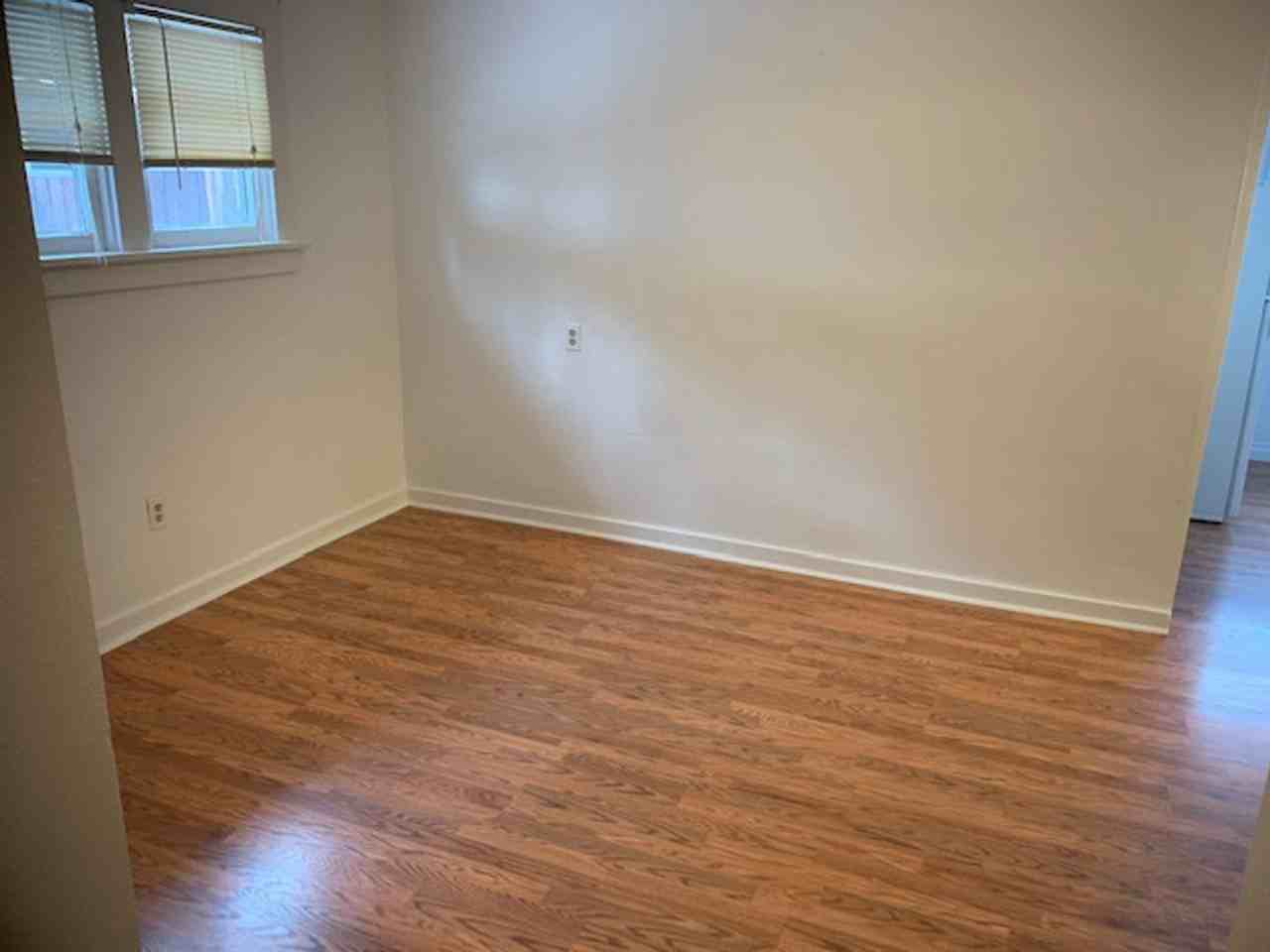 635 Se Side St - Photo 6 of 14