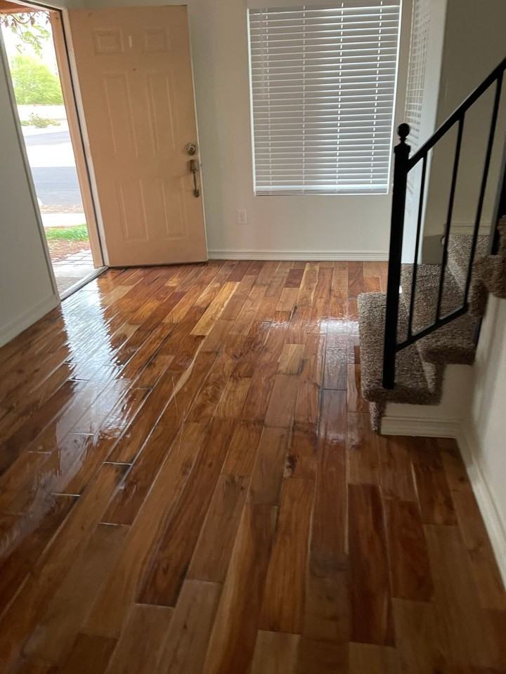 2728 S Sawyer Cir - Photo 2 of 20