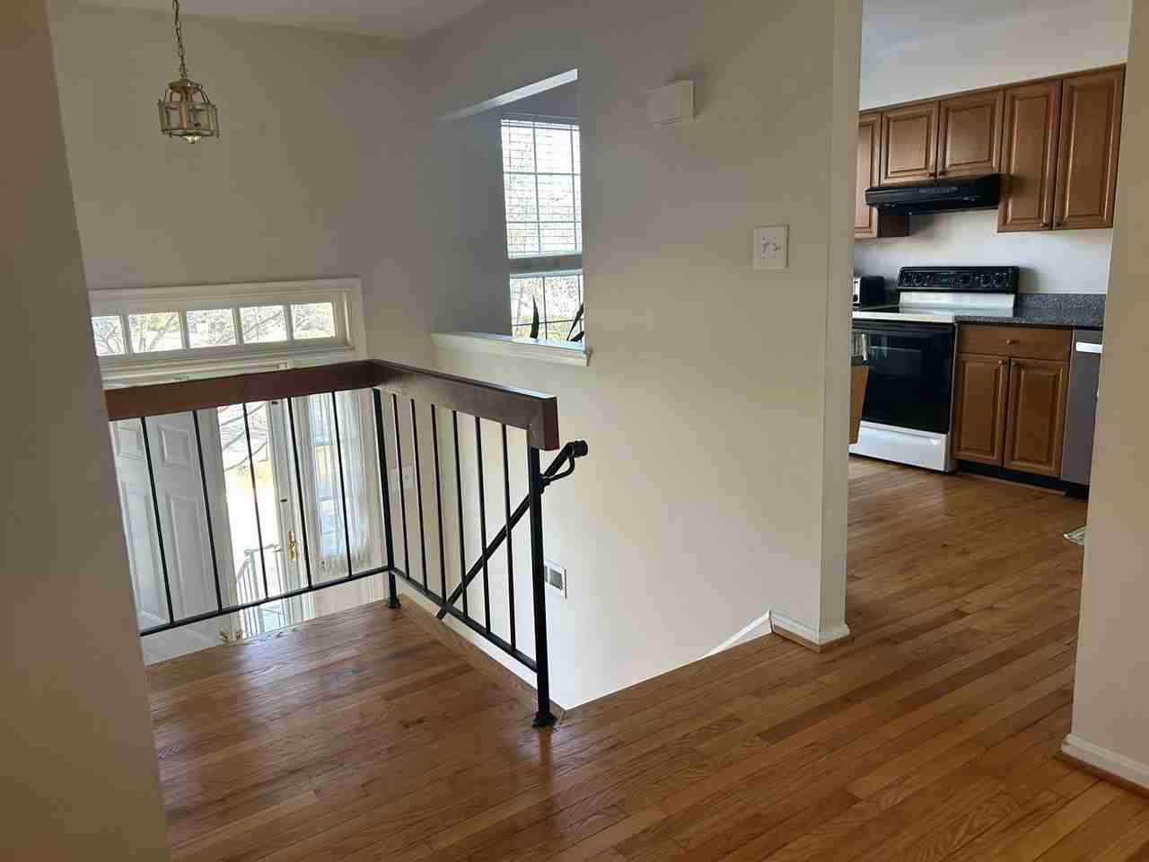 5833 Pin Oak Commons Ct - Photo 2 of 22