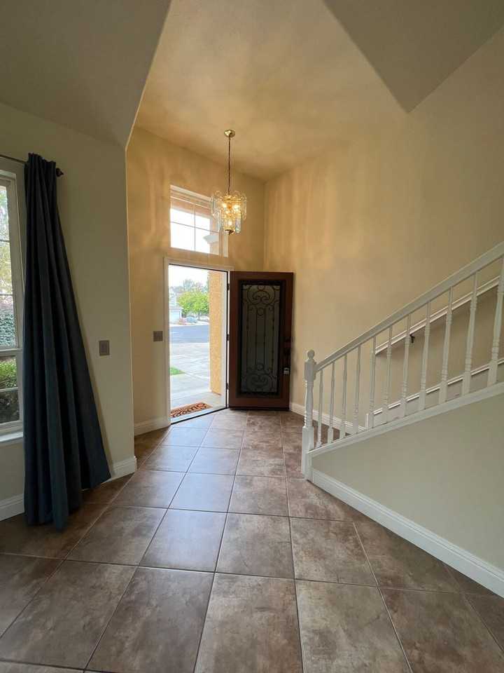 5813 Andrea Ct - Photo 2 of 33