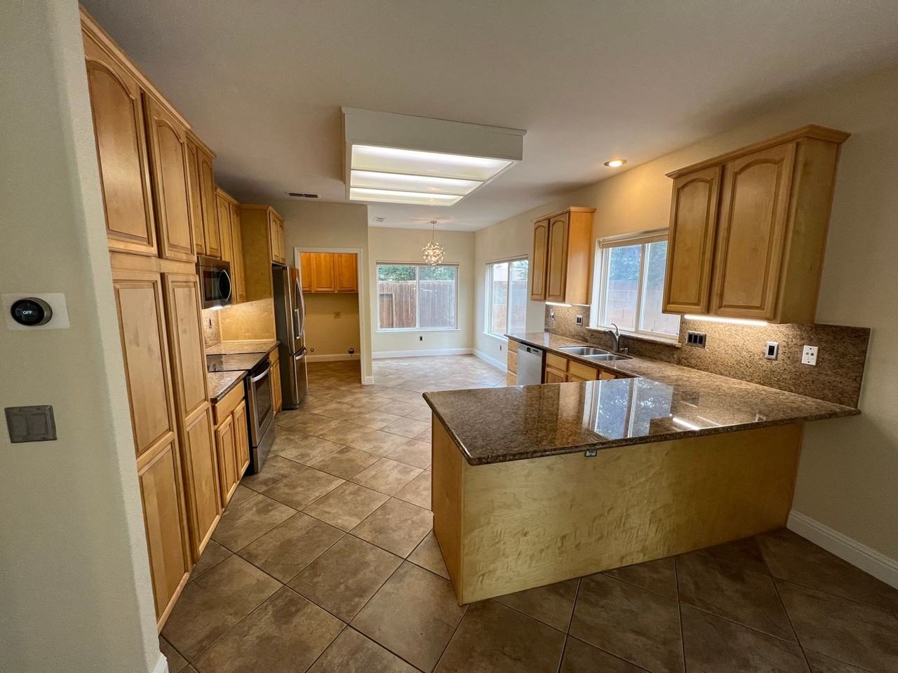 5813 Andrea Ct - Photo 5 of 33