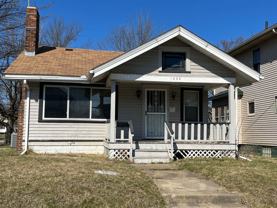 1005 Pardee Ave - Photo 1 of 1