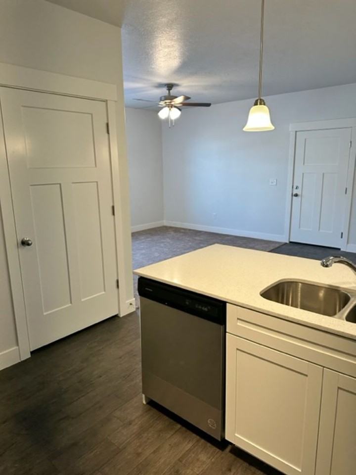 3722 W 1440 N #F202 - Photo 6 of 40