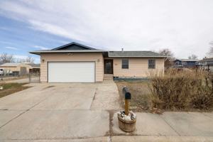 featured image of 1105 W Maryland Ln