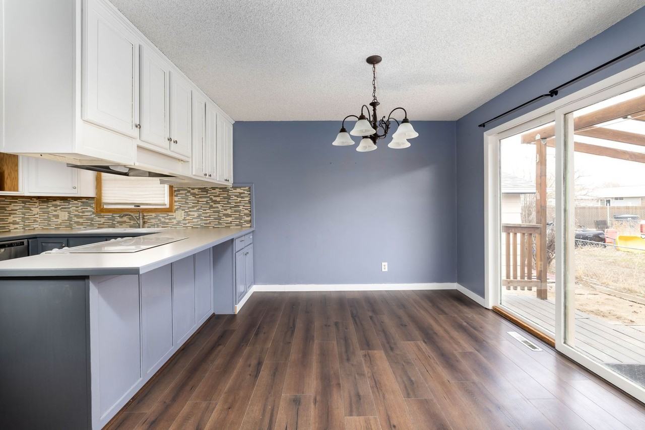 1105 W Maryland Ln - Photo 4 of 25