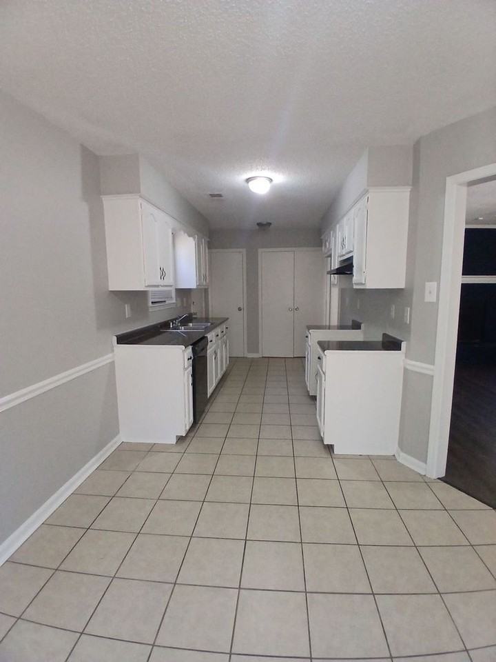 5962 Whisper Valley Dr - Photo 3 of 16