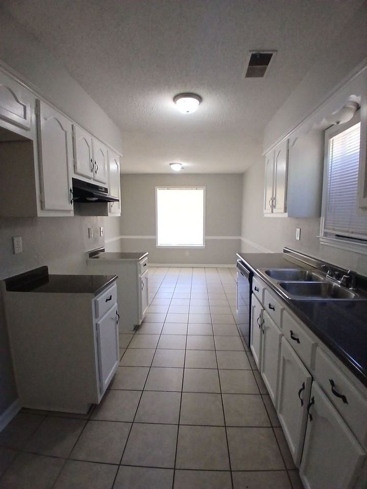 5962 Whisper Valley Dr - Photo 4 of 16