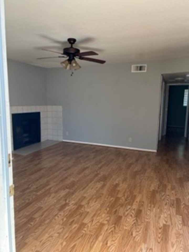 2200 Notre Dame Blvd #7 - Photo 2 of 13