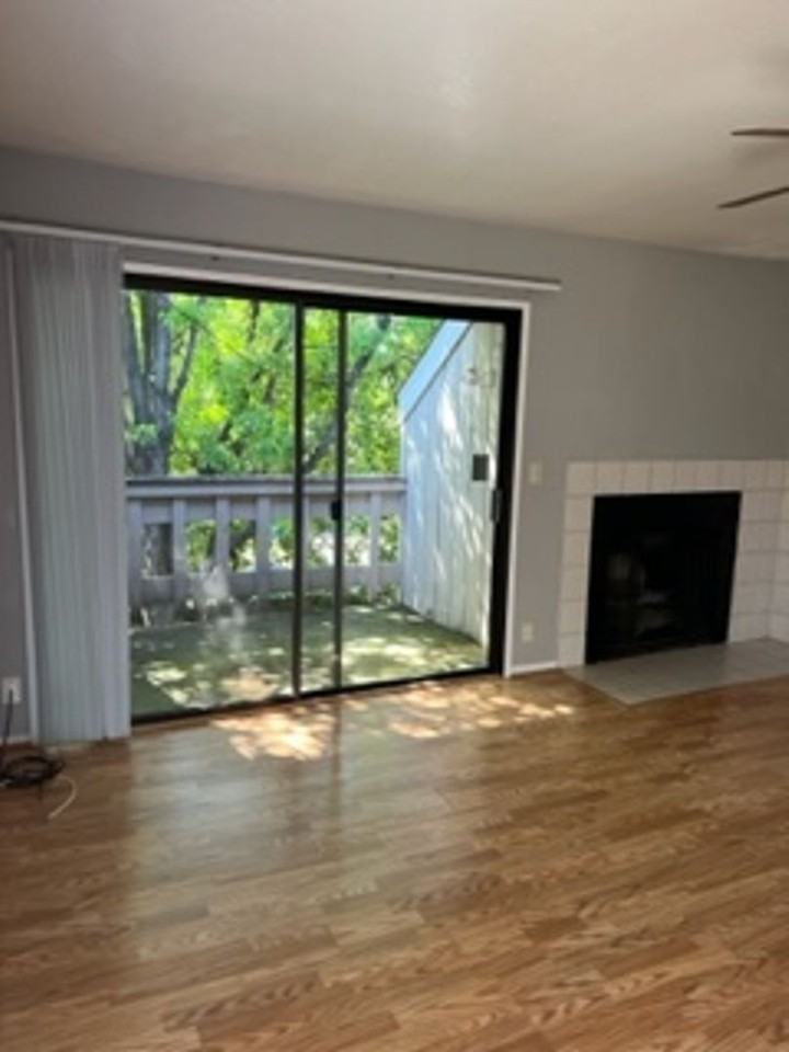 2200 Notre Dame Blvd #7 - Photo 3 of 13