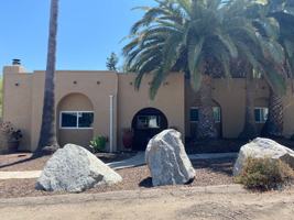 featured image of 1425 Louise Dr