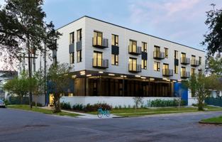 featured image of 3100 Banks St