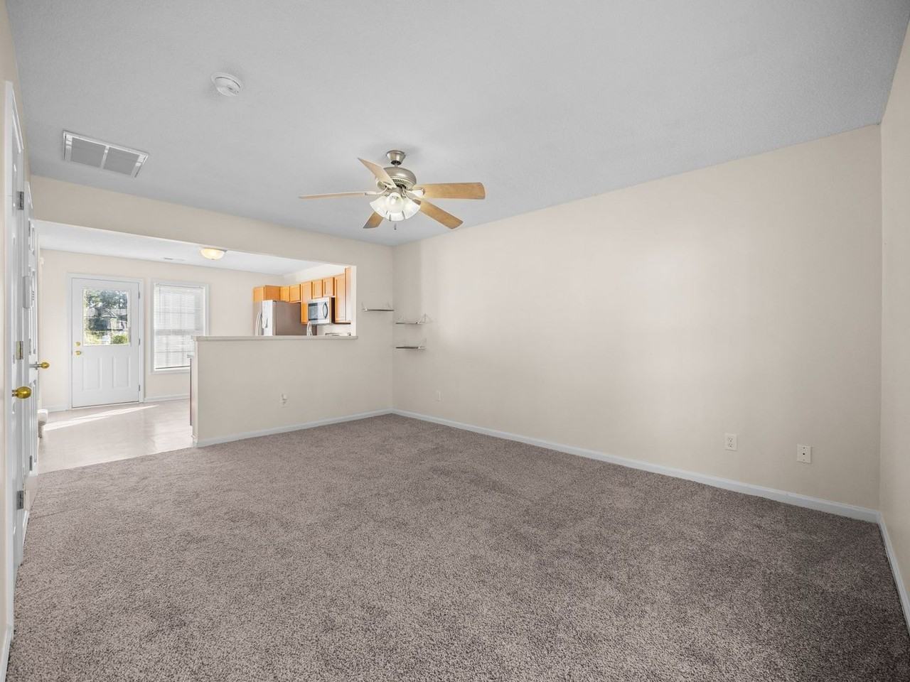 130 Cornerstone Pl - Photo 3 of 23