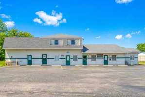 featured image of 614 E Streeter Ave