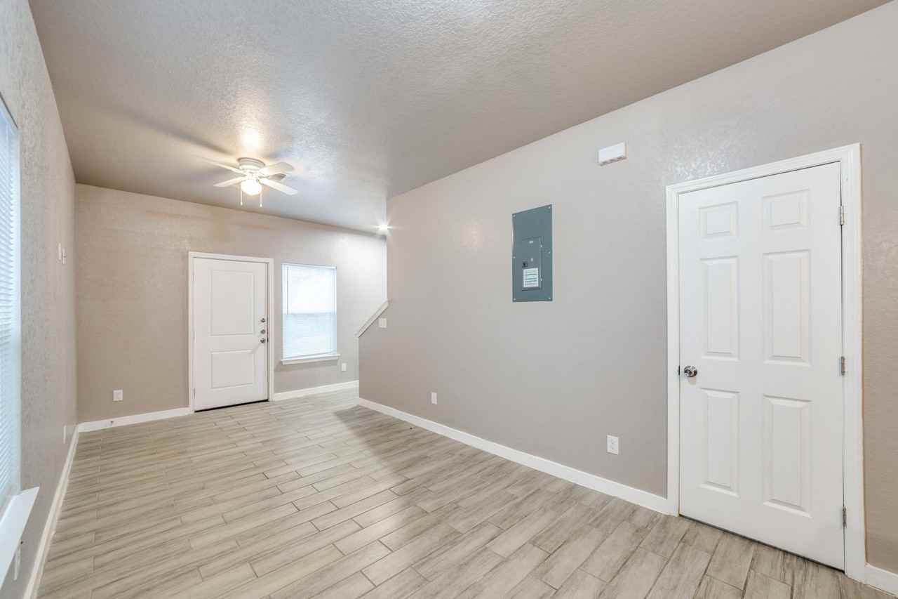 234 Gould St #102 - Photo 5 of 25