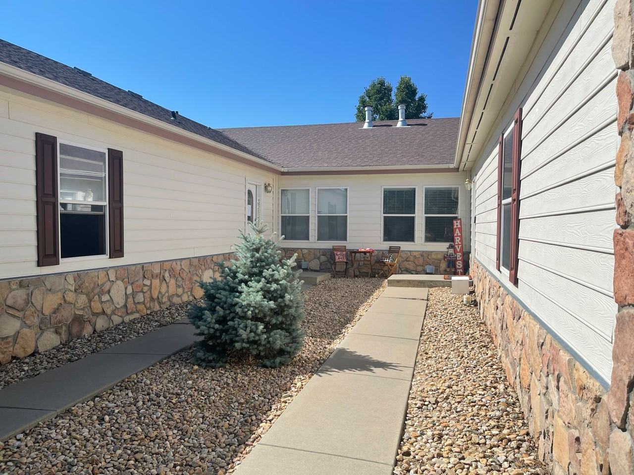 2612 Stage Coach Dr - Photo 2 of 6