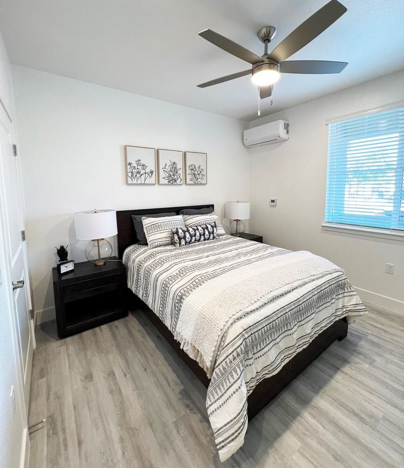 The Apartments at Santana Ranch - Photo 6 of 20