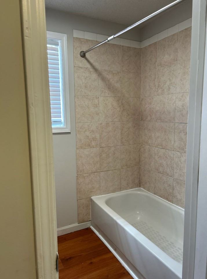 3625 Hickory St - Photo 6 of 9