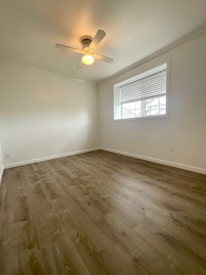 10002 Beth Ct Se - Photo 5 of 14