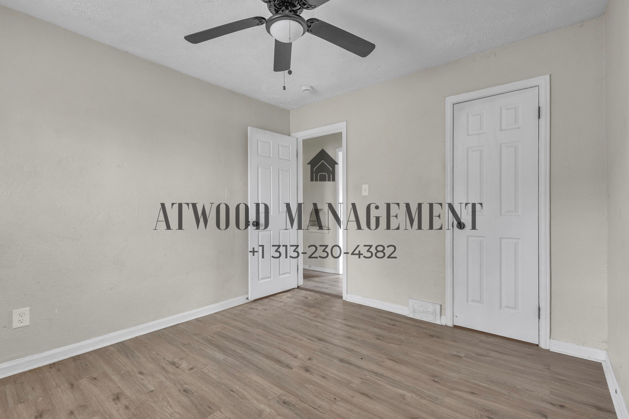 11634 Sussex St - Photo 7 of 12