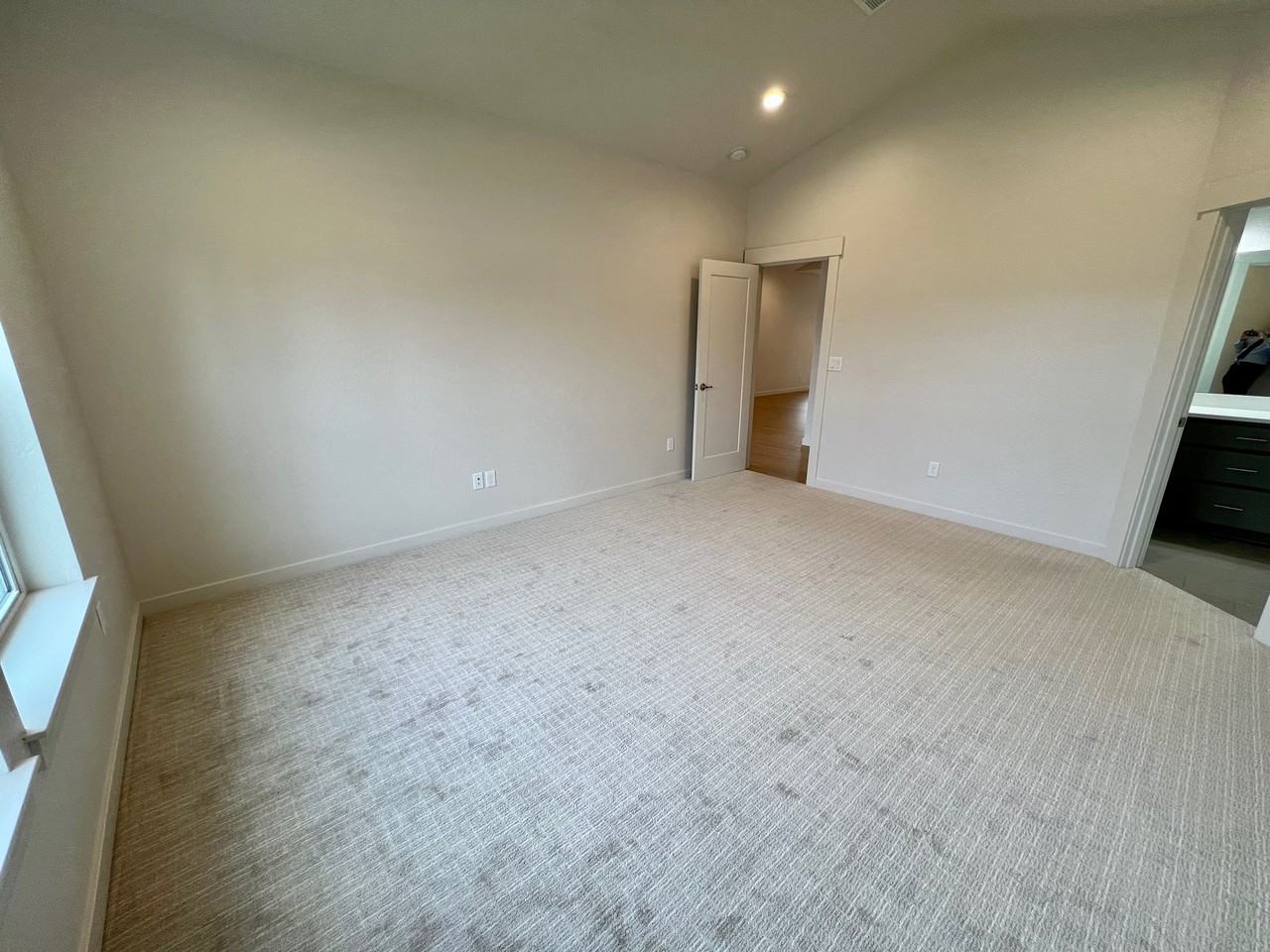 1729 Thomas Rd #1 - Photo 7 of 29